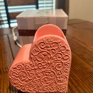 Scentsy Sweet Heart Wax Warmer